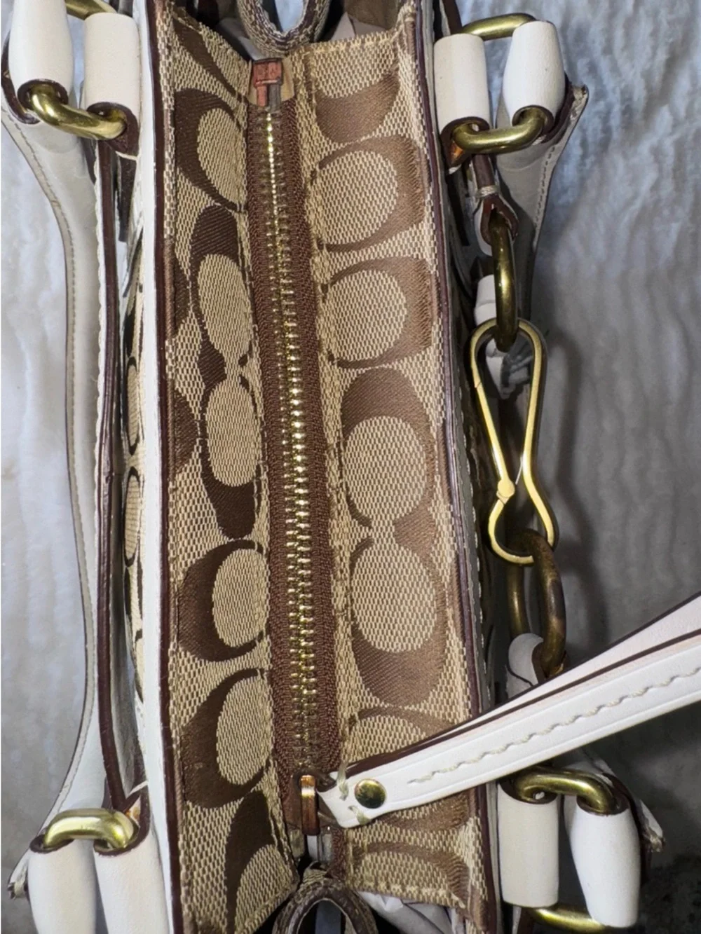 Vintage Coach Signature Canvas Satchel in Khaki and White Trim - Picture 11 of 16